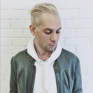 Meet your Posher, Todd